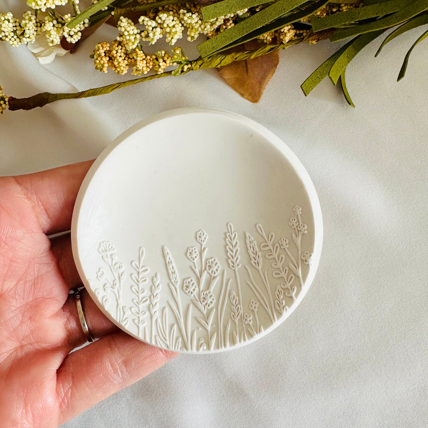 Mini 3D flower garden ring dish, minimalist small 2.5 inches bowl