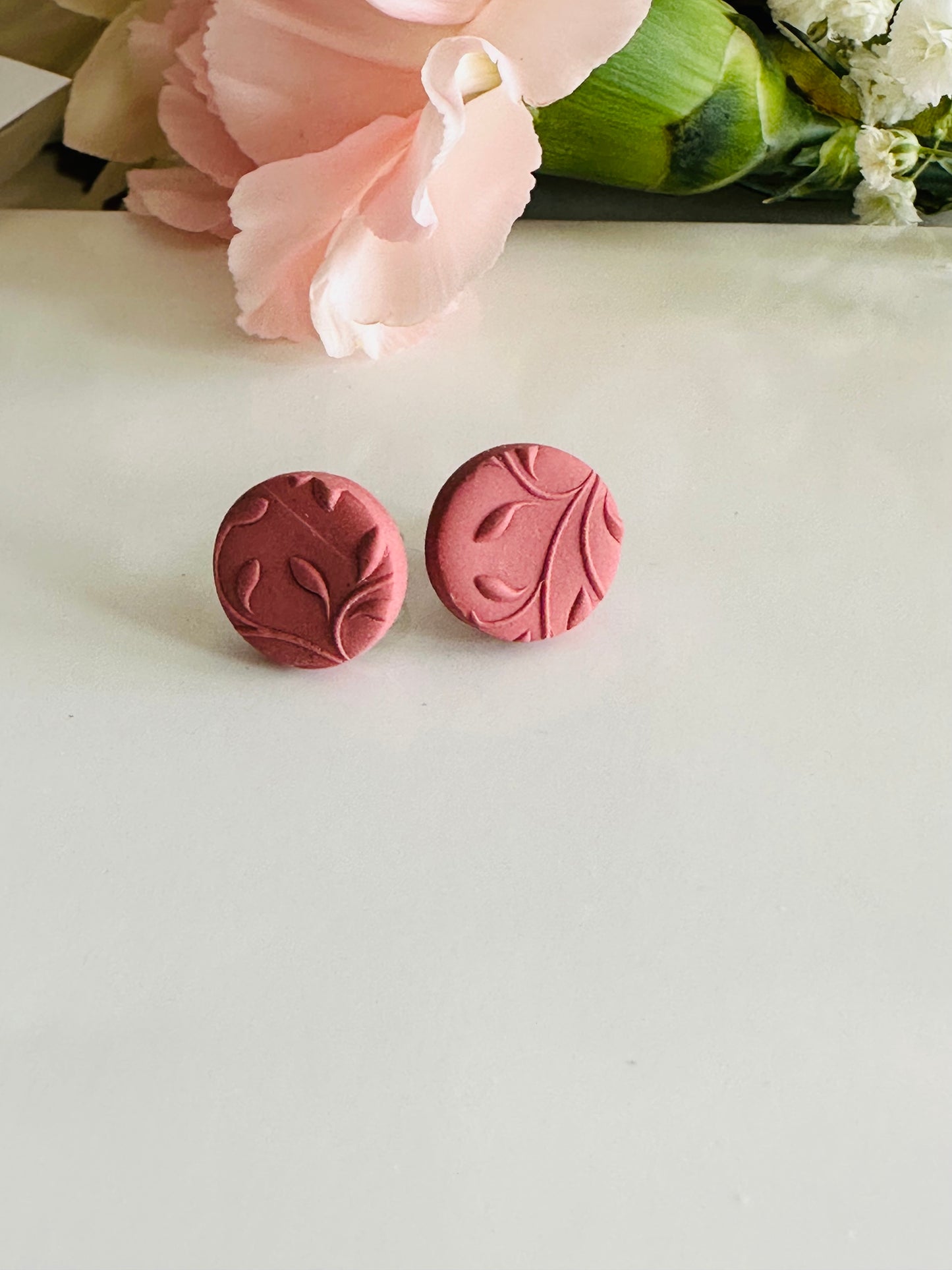 Dark rose red  patterned polymer clay stud earrings, 10 mm