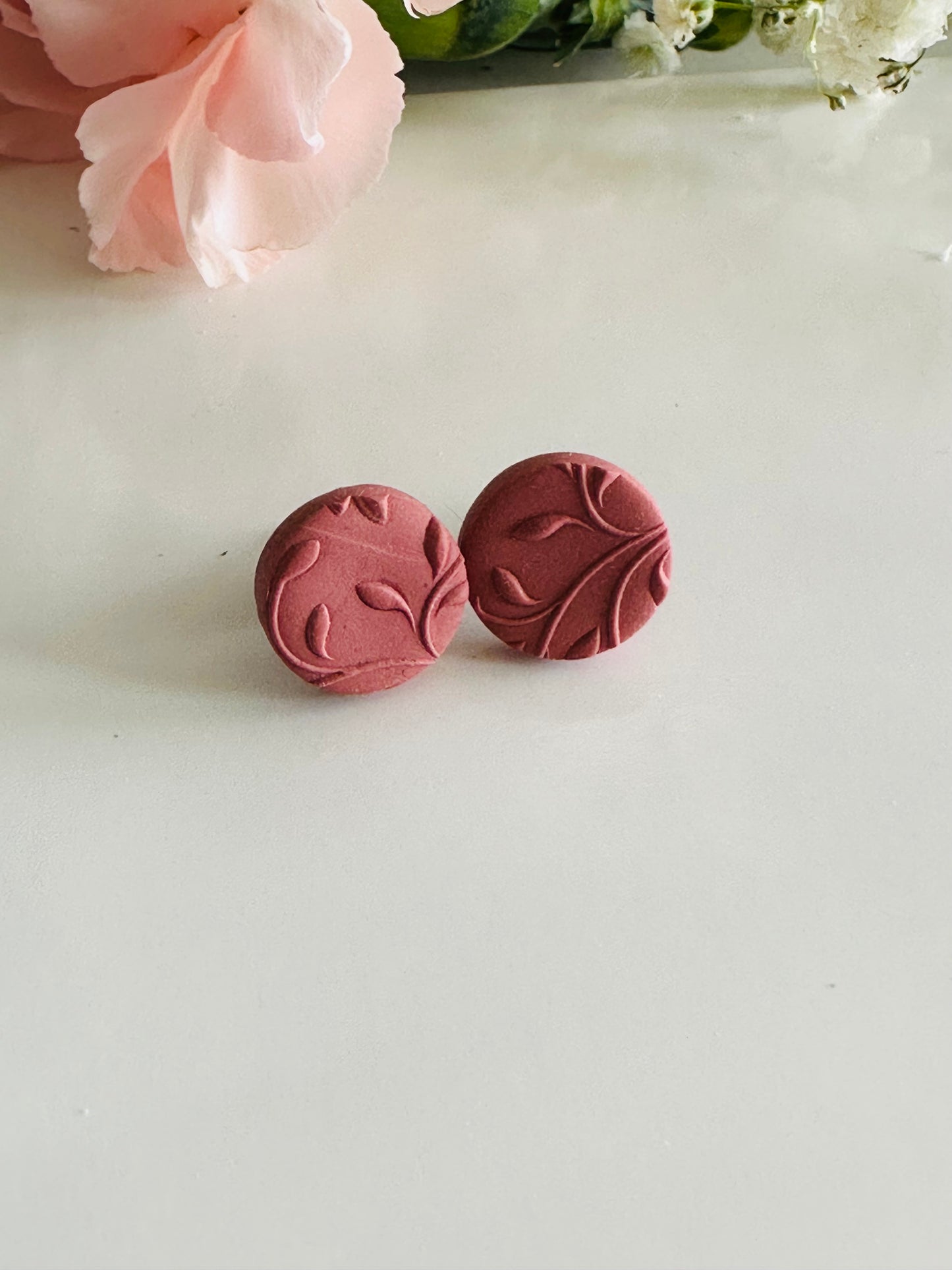 Dark rose red  patterned polymer clay stud earrings, 10 mm