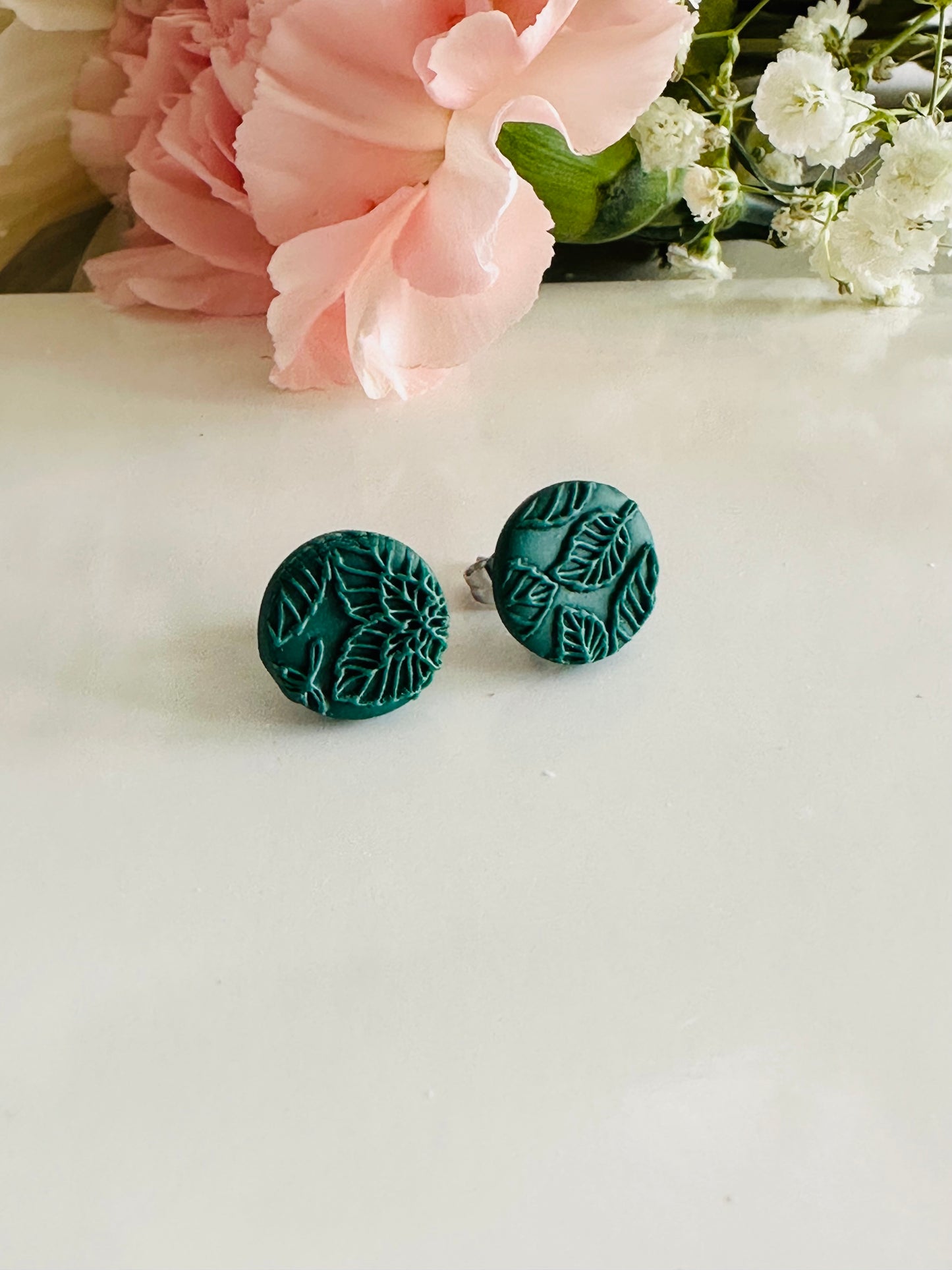 Emerald Green polymer clay stud earrings, 10 mm