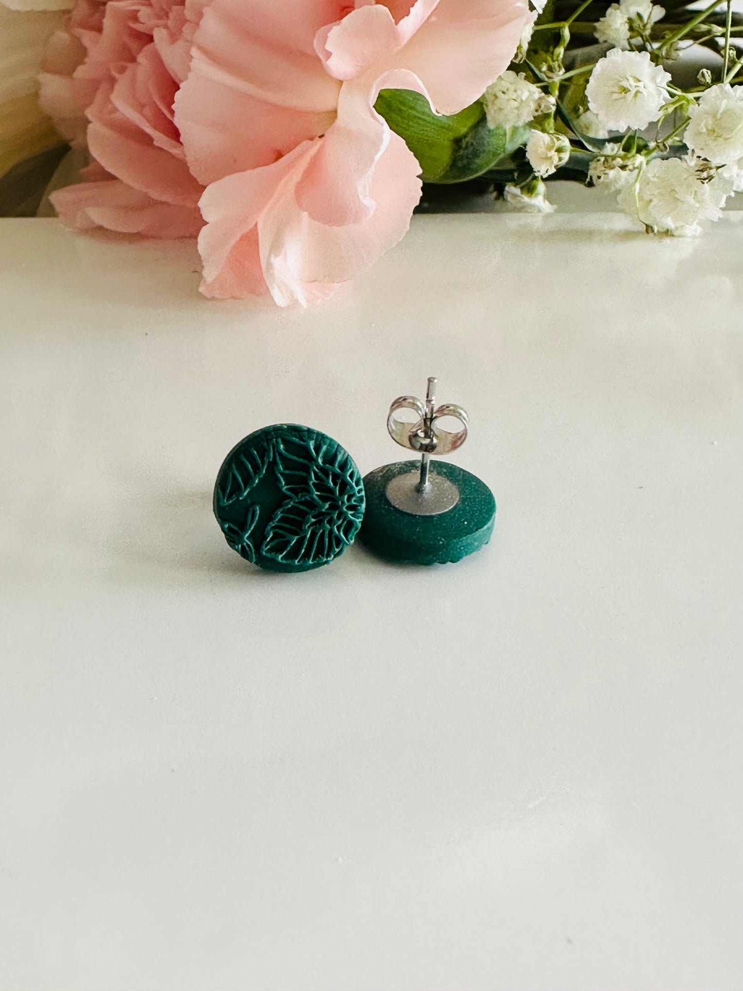 Emerald Green polymer clay stud earrings, 10 mm