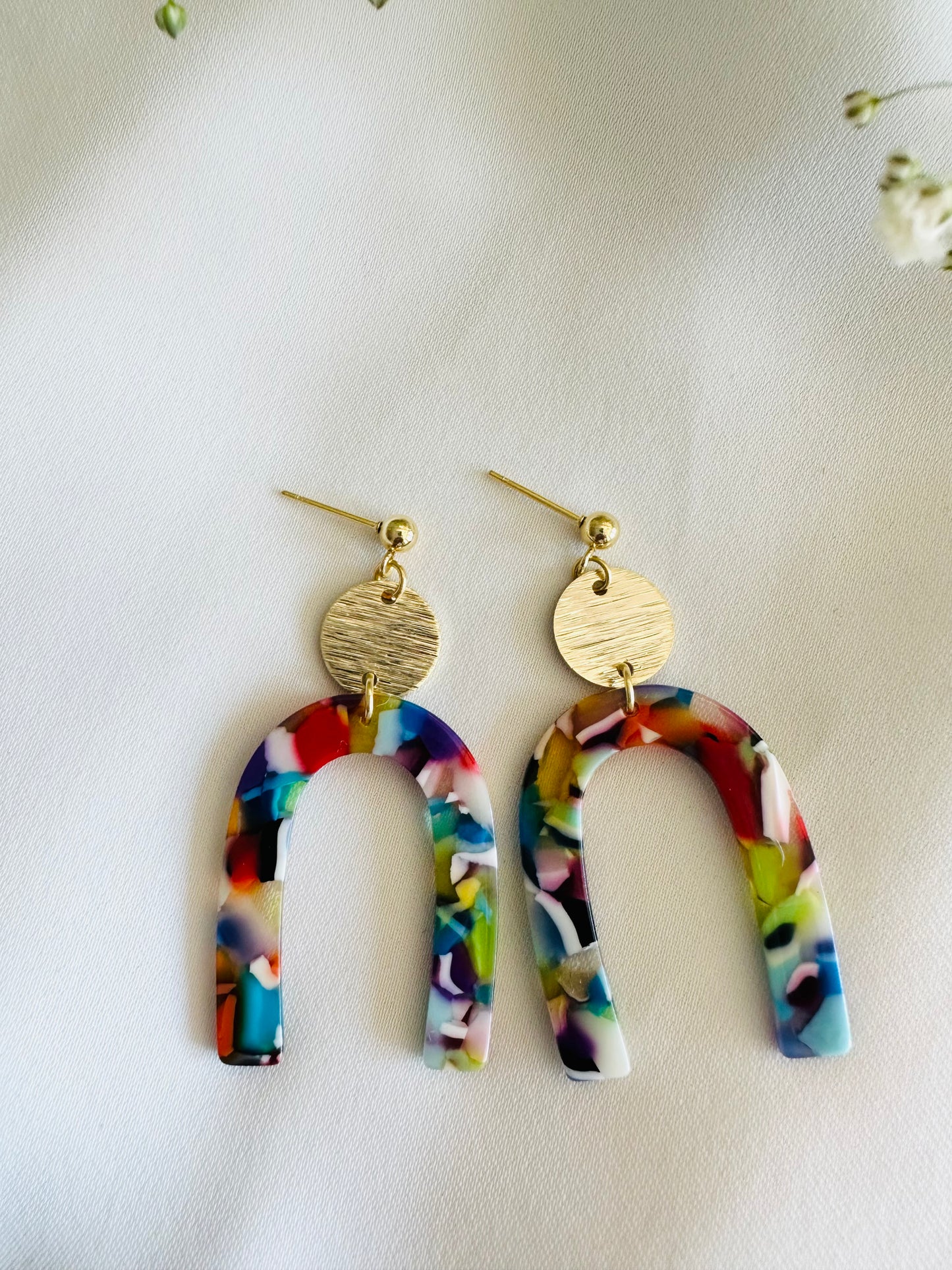 Colorful arch resin earrings