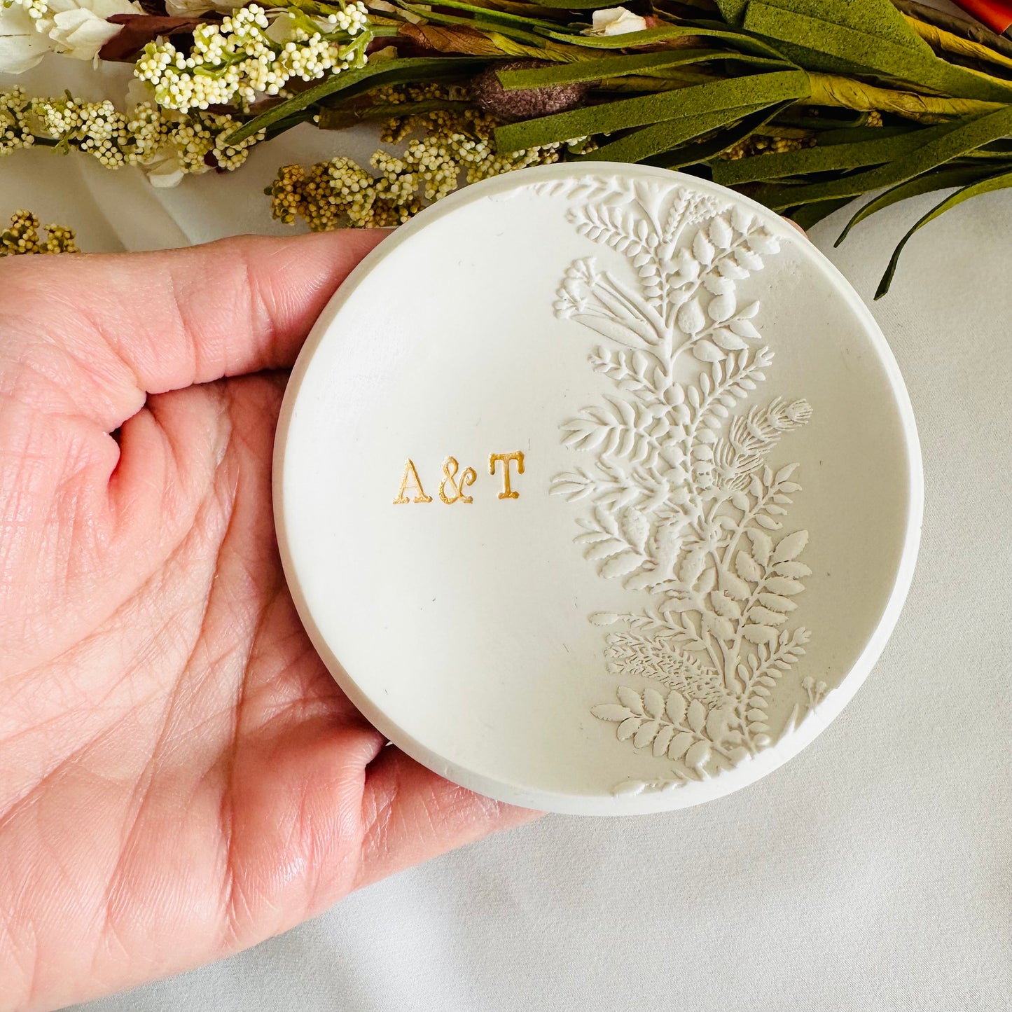 Embossed flower vine garden Personalized ring Dish